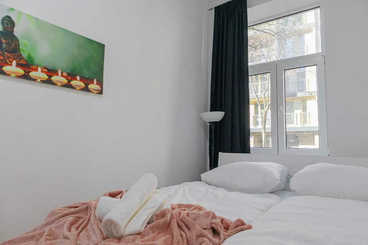 Magnificent 5Br Shared Apartment - Perfect For Longstays Вена